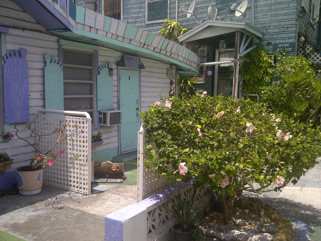 Arawak Inn Nassau Kültér fotó