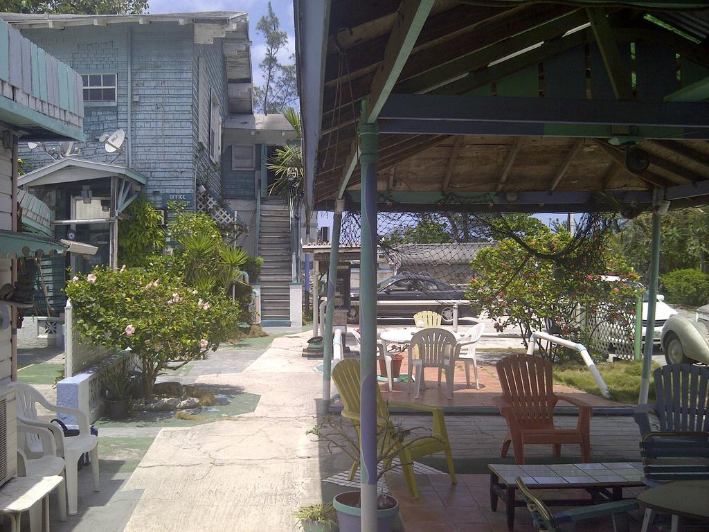 Arawak Inn Nassau Kültér fotó